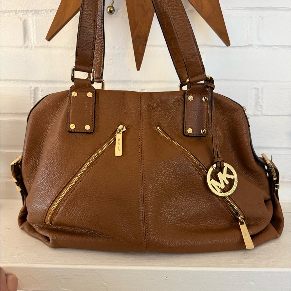 Micheal Kors hobo style bag